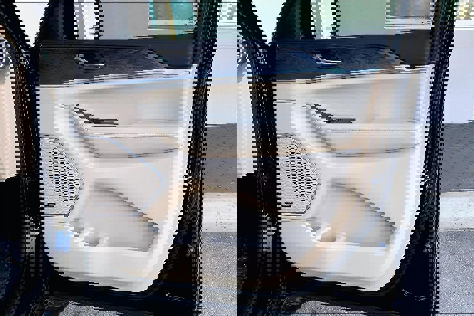 Used 2021 Jeep Grand Cherokee L Limited image 23