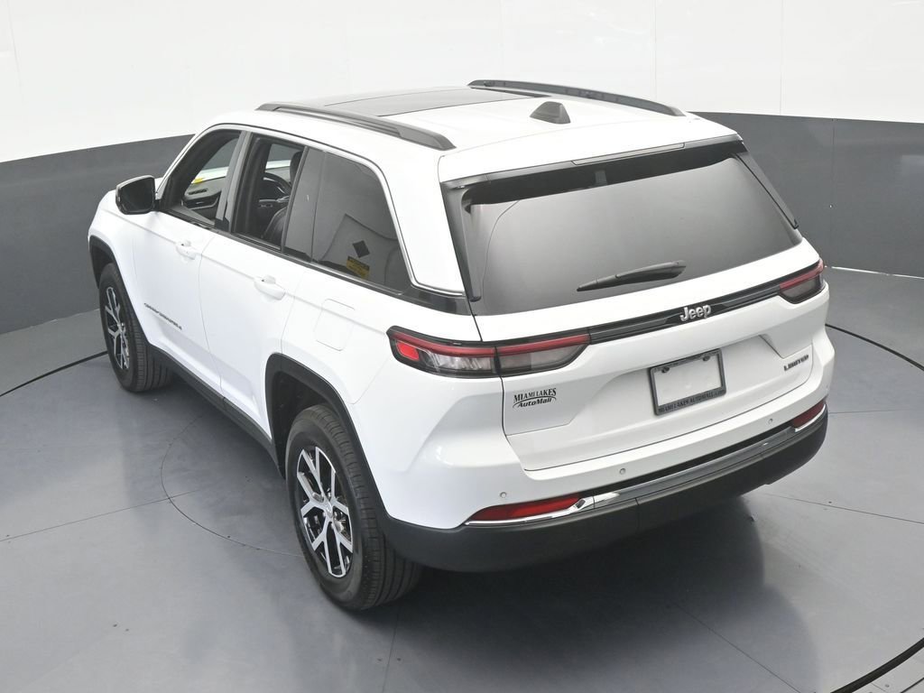 Used 2024 Jeep Grand Cherokee Limited RWD image 55