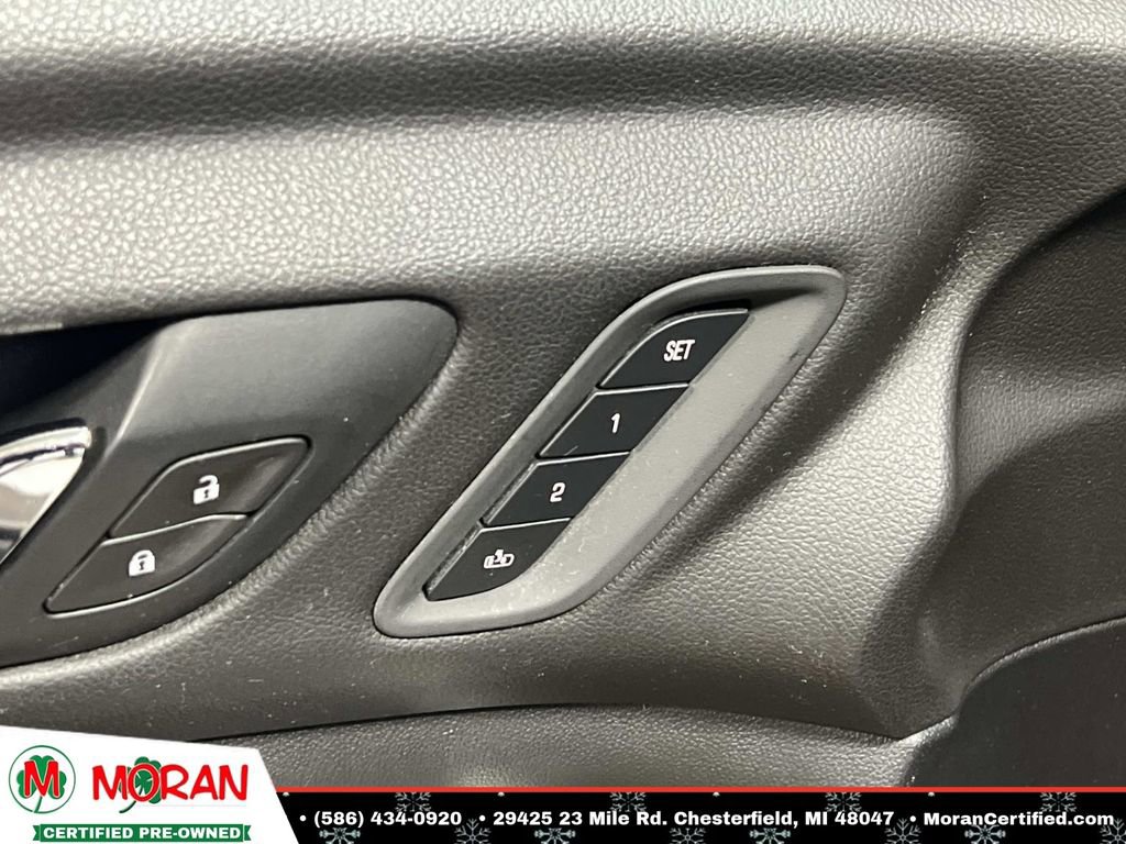 Used 2020 GMC Acadia SLT w/ Driver Alert Package II image 19