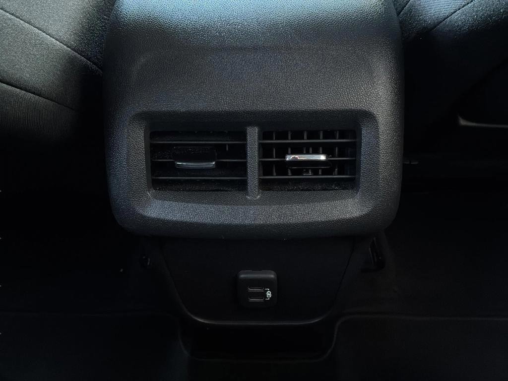 Used 2022 GMC Terrain SLE w/ Driver Convenience Package FWD image 19