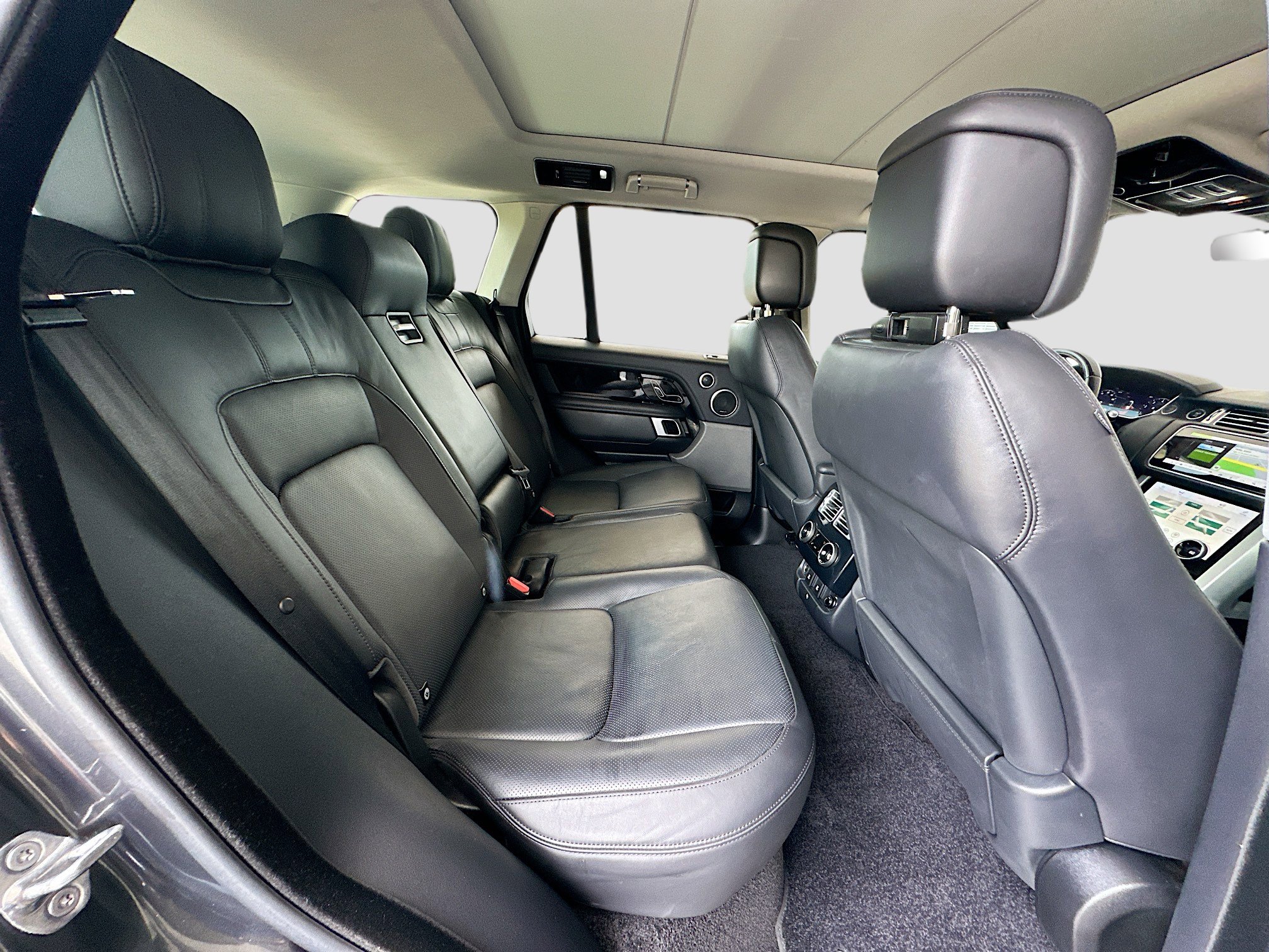 Used 2019 Land Rover Range Rover Supercharged AWD/4WD image 25