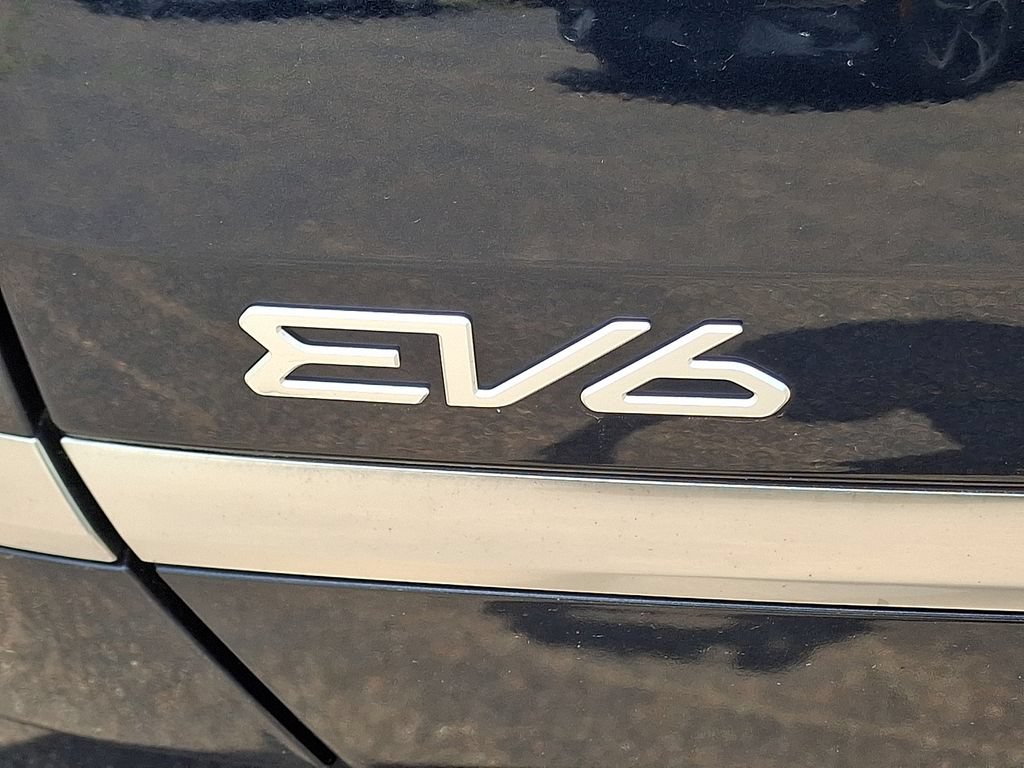 Used 2024 Kia EV6 Wind w/ Wind Technology Package AWD/4WD image 32