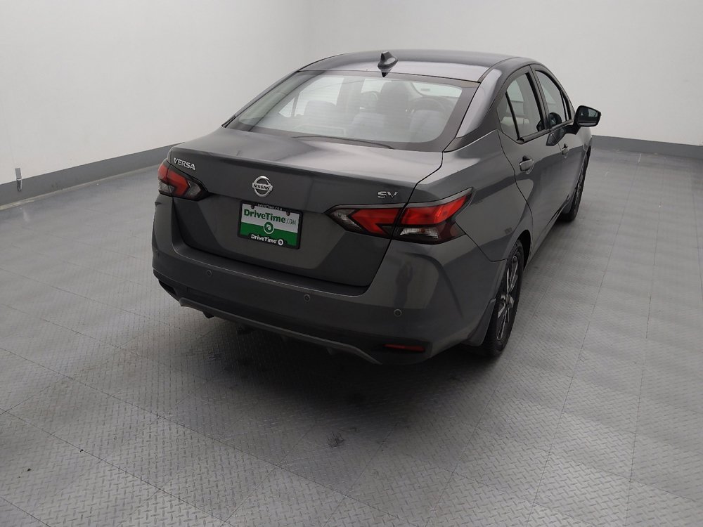 Used 2021 Nissan Versa SV image 7