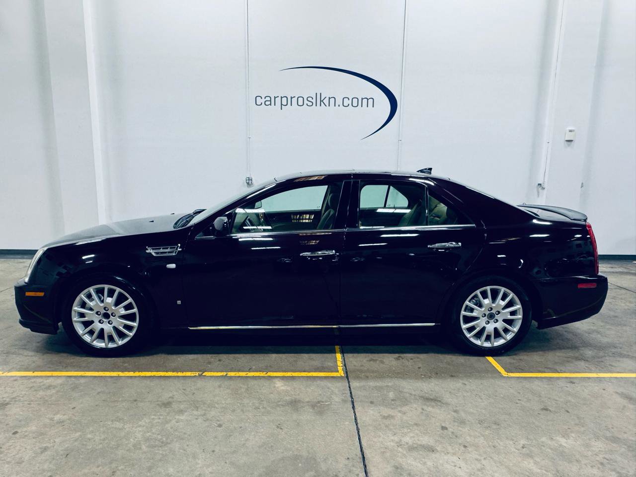 Used 2009 Cadillac STS Luxury w/ Rwd Preferred Equipment Group image 4