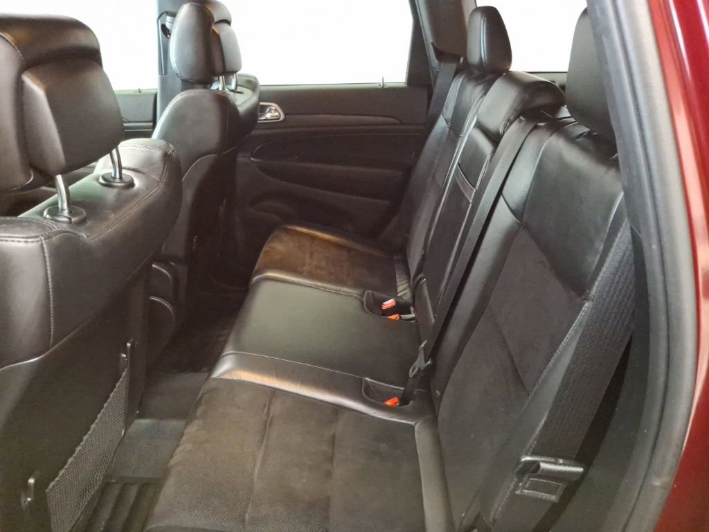 Used 2018 Jeep Grand Cherokee Altitude image 14