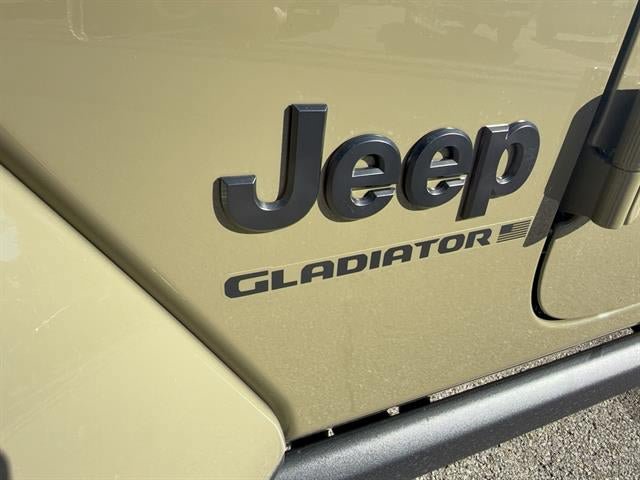New 2027 Jeep Gladiator Sport AWD/4WD image 16