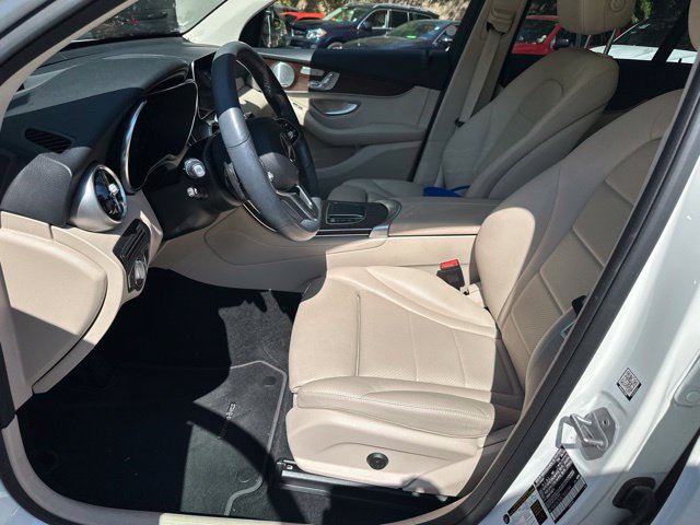 Used 2020 Mercedes-Benz GLC 300 image 12