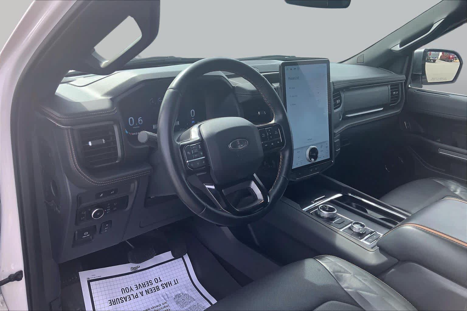 Used 2024 Ford Expedition Platinum AWD/4WD image 18