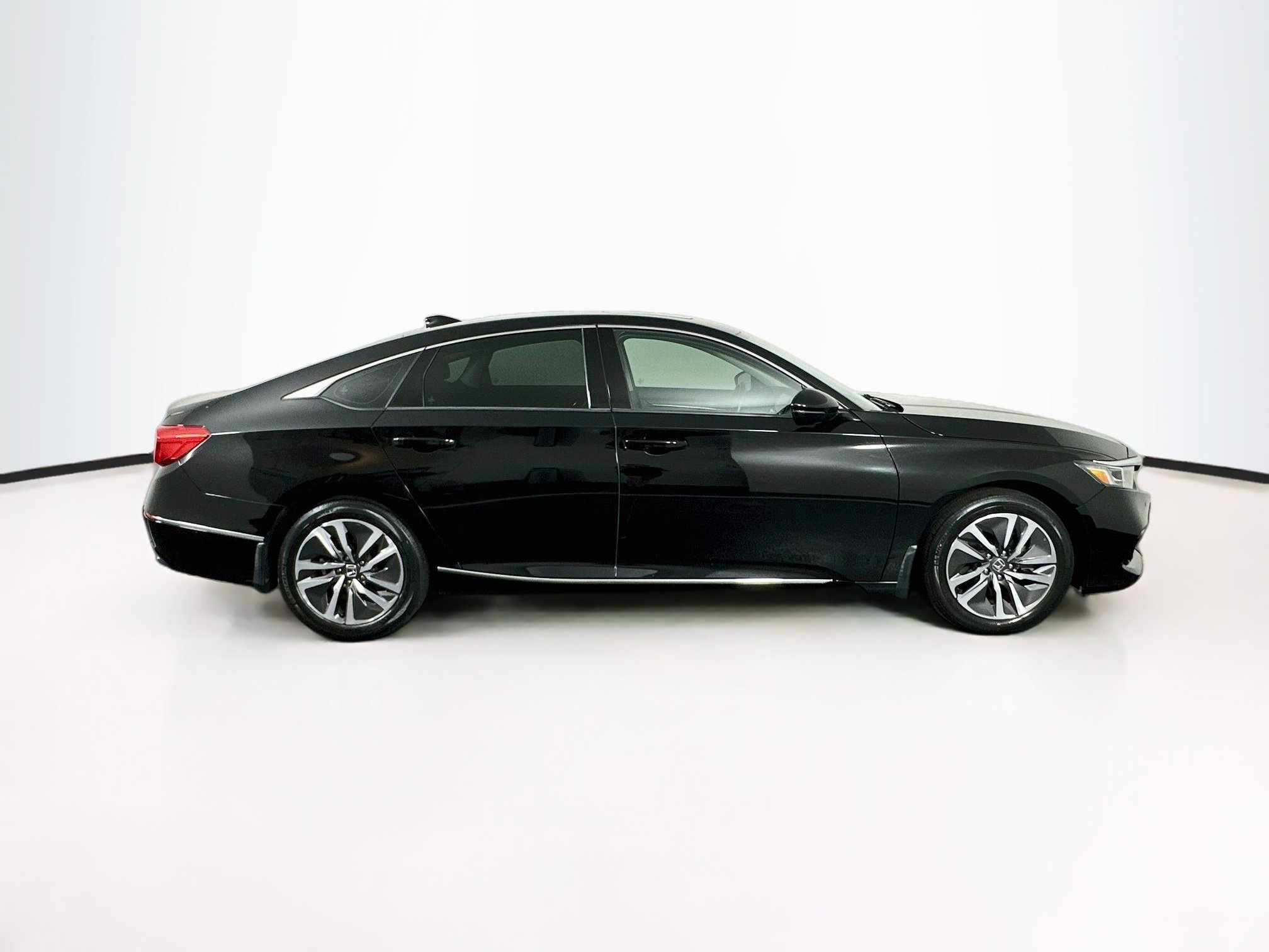 Used 2021 Honda Accord EX-L image 10