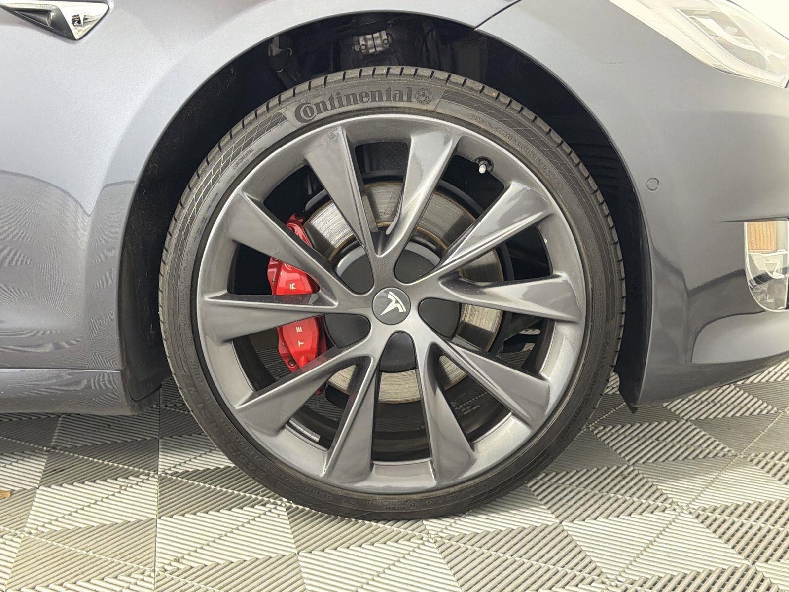 Used 2021 Tesla Model S Performance image 36