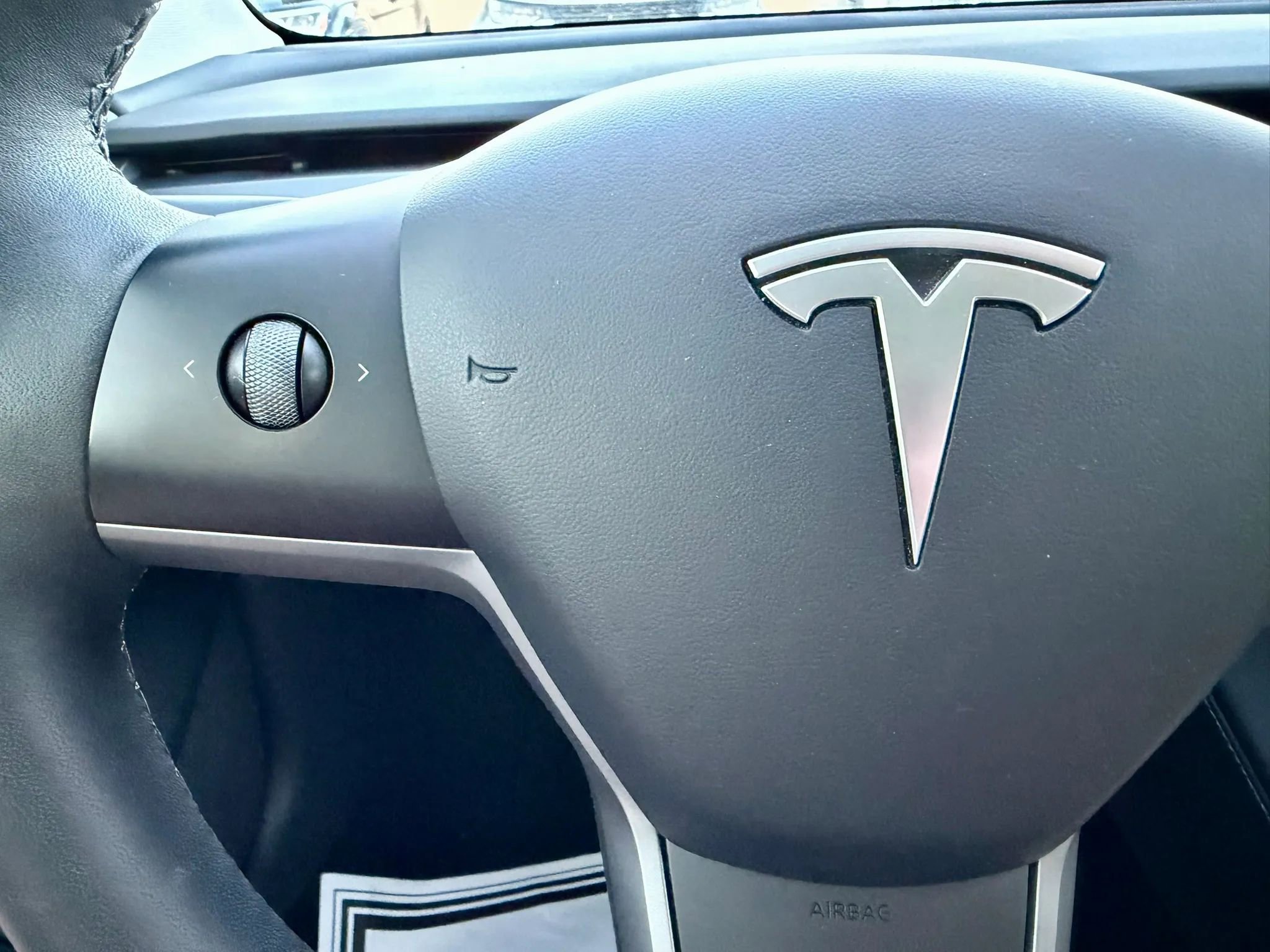 Used 2023 Tesla Model 3 Standard Range image 24