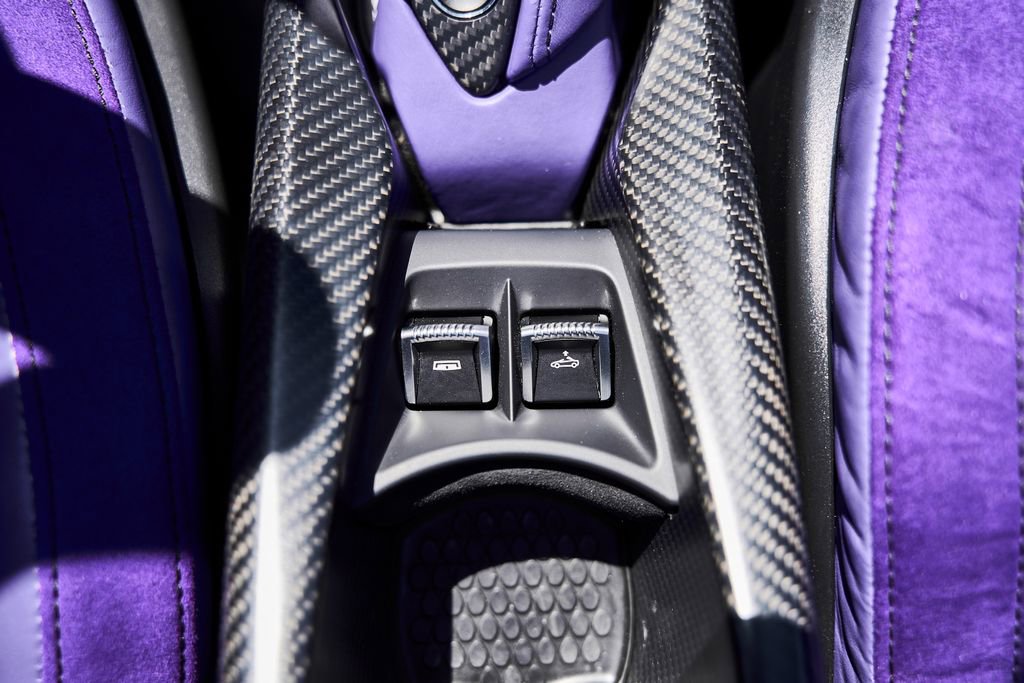 Used 2022 McLaren 765LT RWD image 62