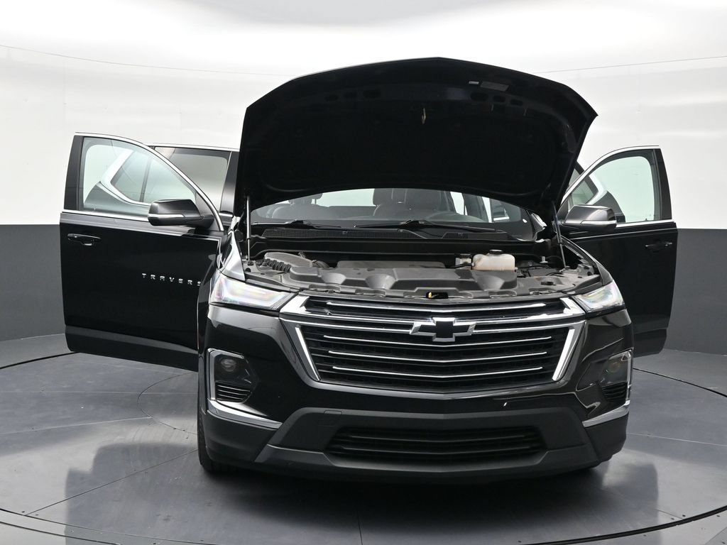 Used 2023 Chevrolet Traverse LT FWD image 30
