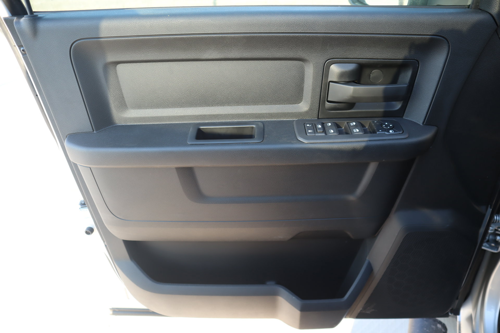 New 2027 RAM 3500 Tradesman AWD/4WD image 16