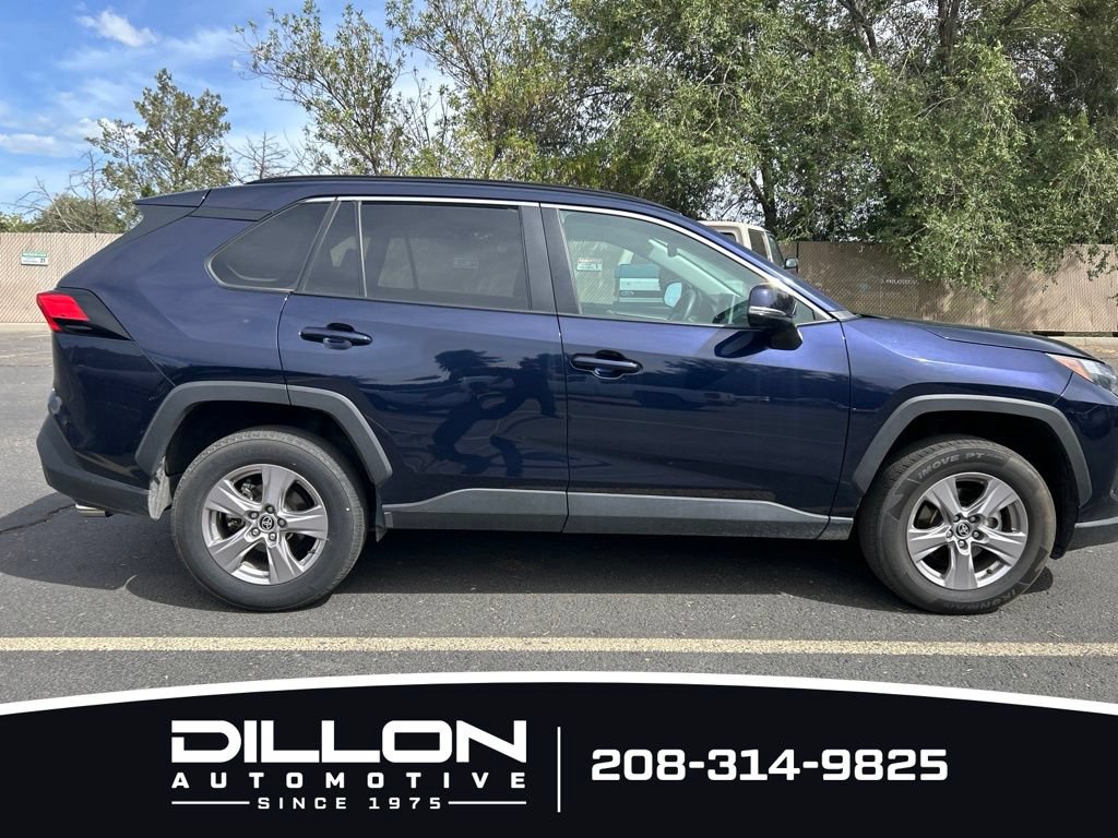 Used 2025 Toyota RAV4 XLE AWD/4WD image 22