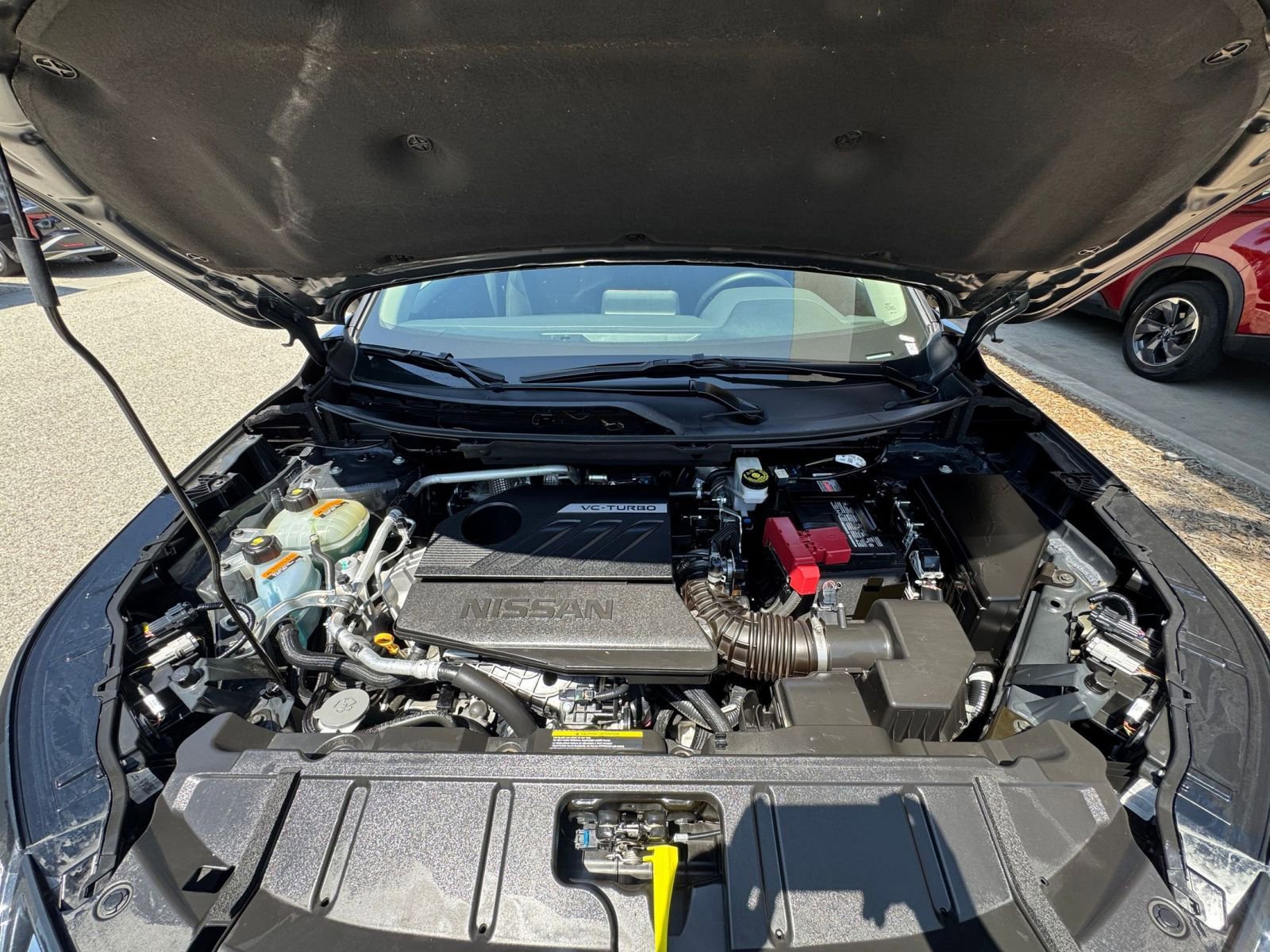 Used 2025 Nissan Rogue SV FWD image 34