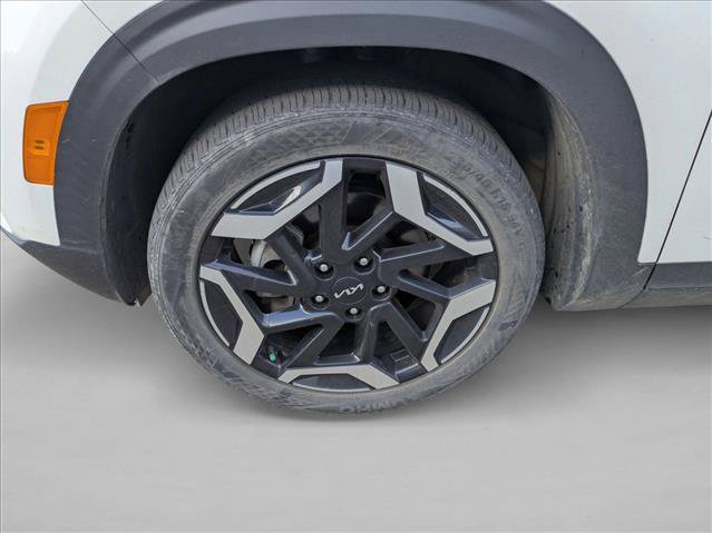 Used 2024 Kia Seltos SX w/ SX Sunroof Package AWD/4WD image 10