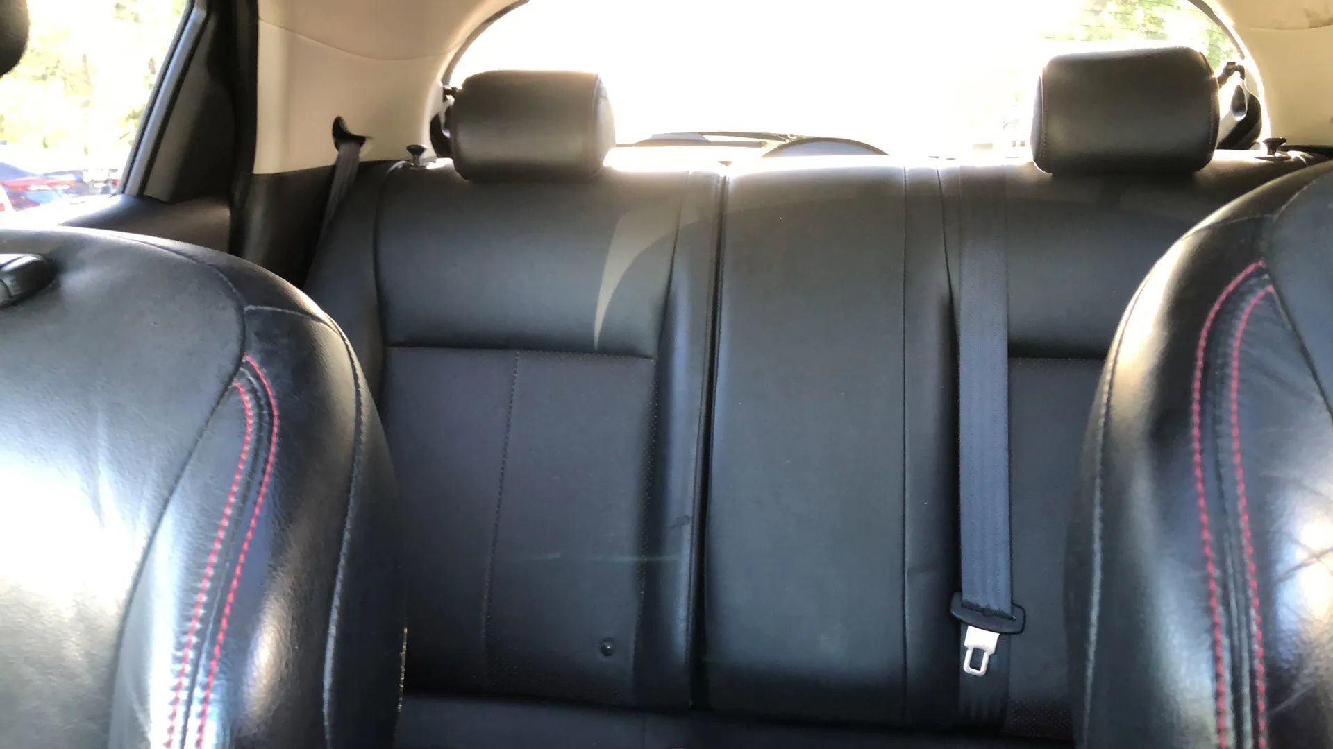 Used 2011 Nissan Juke SL image 30