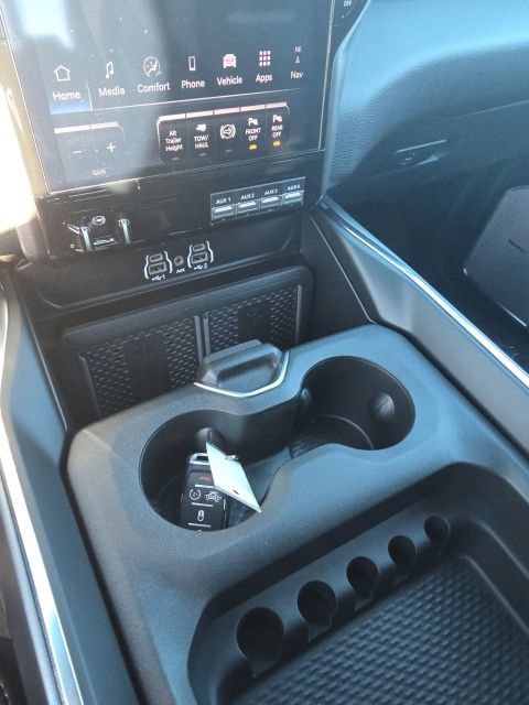 New 2027 RAM 3500 Laramie AWD/4WD image 19