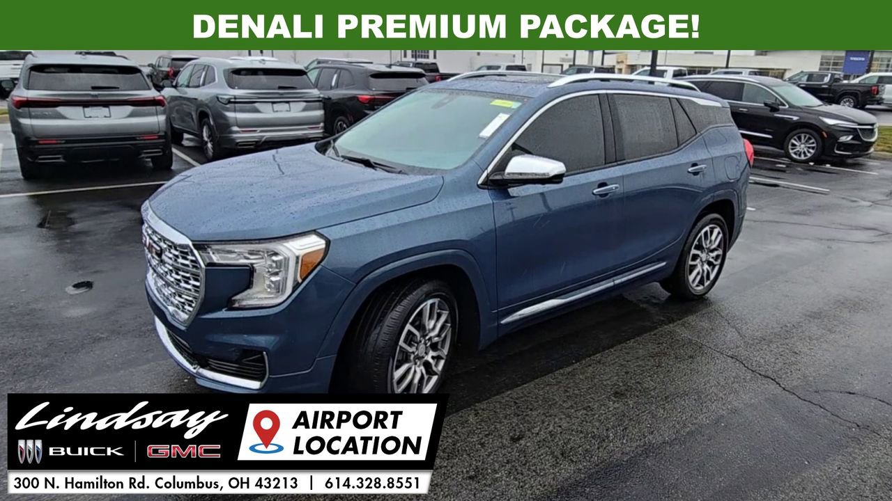 Used 2024 GMC Terrain Denali w/ Denali Premium Package image 4