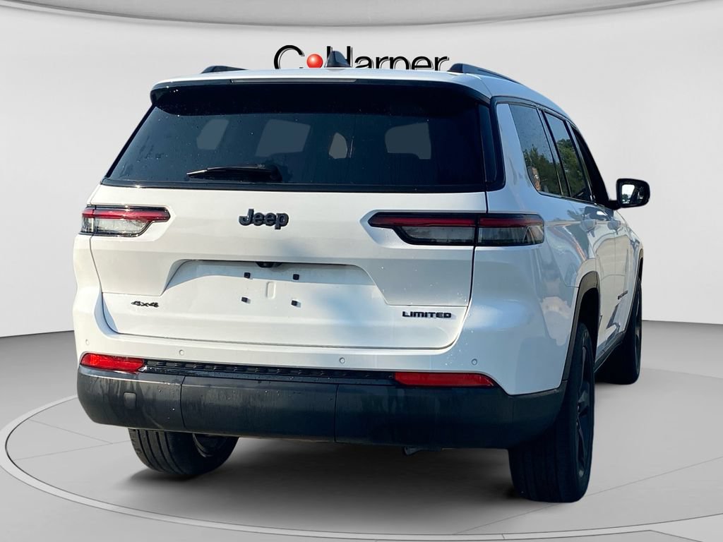 Used 2023 Jeep Grand Cherokee L Limited w/ Black Appearance Package AWD/4WD image 3