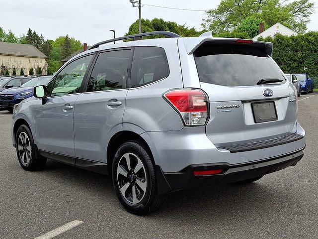 Used 2018 Subaru Forester 2.5i Limited AWD/4WD image 4