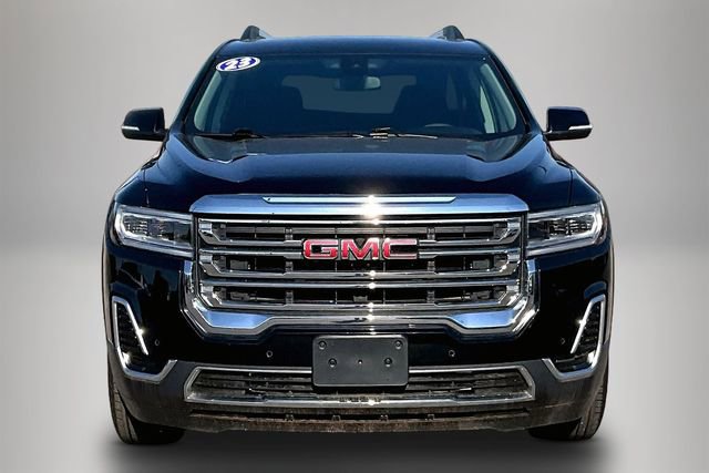 Used 2023 GMC Acadia SLE w/ Driver Convenience Package FWD image 3