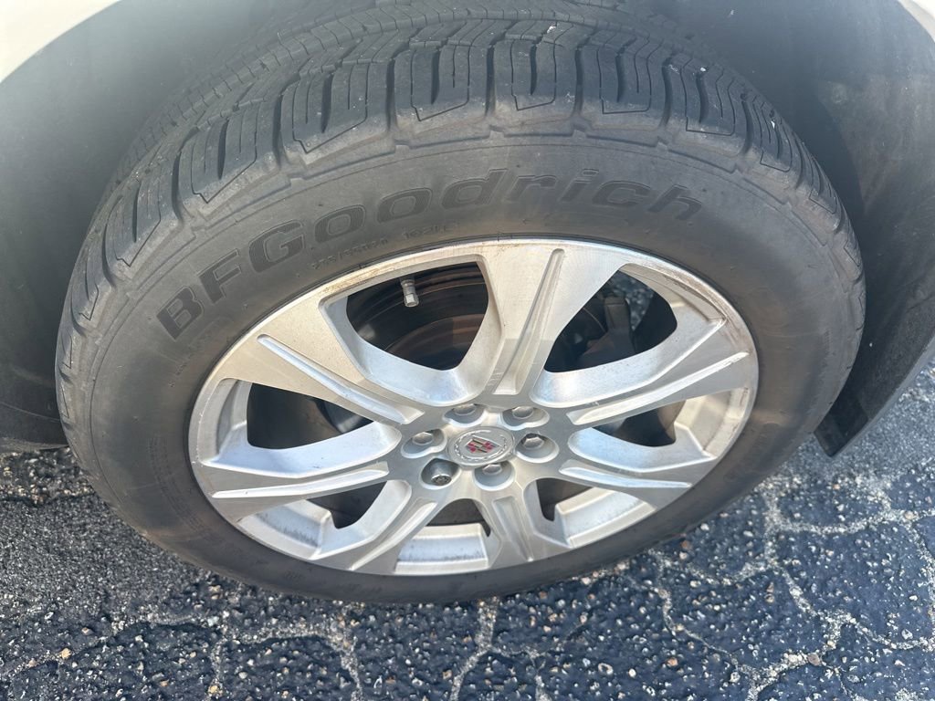 Used 2015 Cadillac SRX Premium w/ Trailering Package FWD image 4