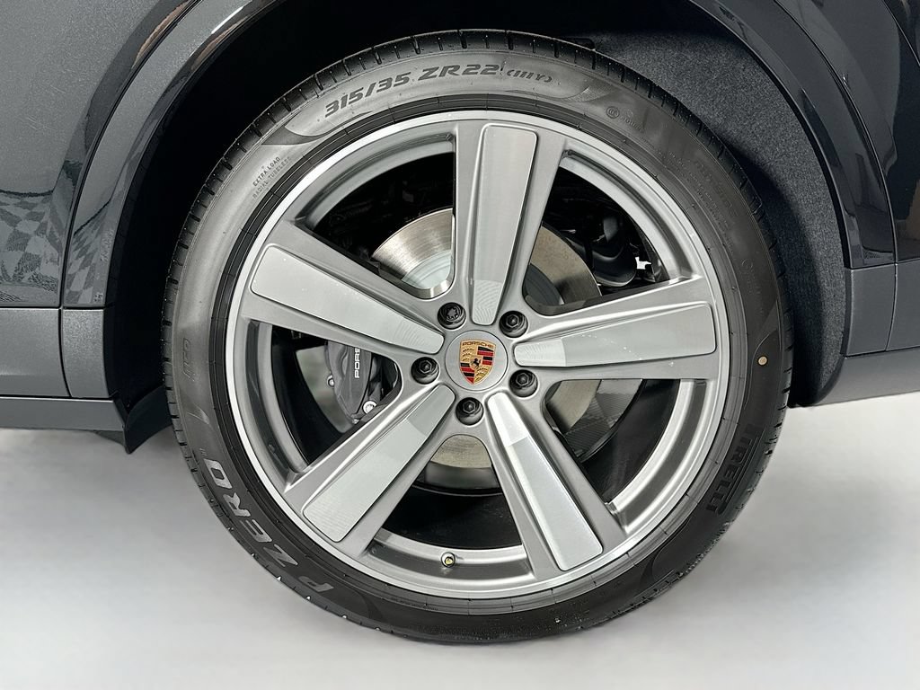 New 2026 Porsche Cayenne AWD/4WD image 33