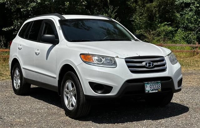 Used 2012 Hyundai Santa Fe GLS AWD/4WD image 2