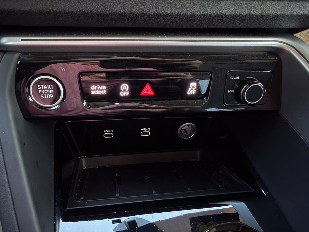 Used 2025 Audi Q5 Premium Plus w/ Premium Plus AWD/4WD image 30