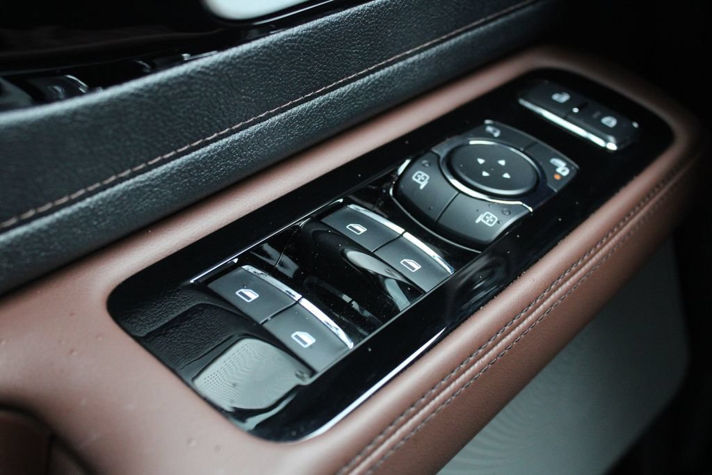 New 2026 Lincoln Aviator Reserve AWD/4WD image 7