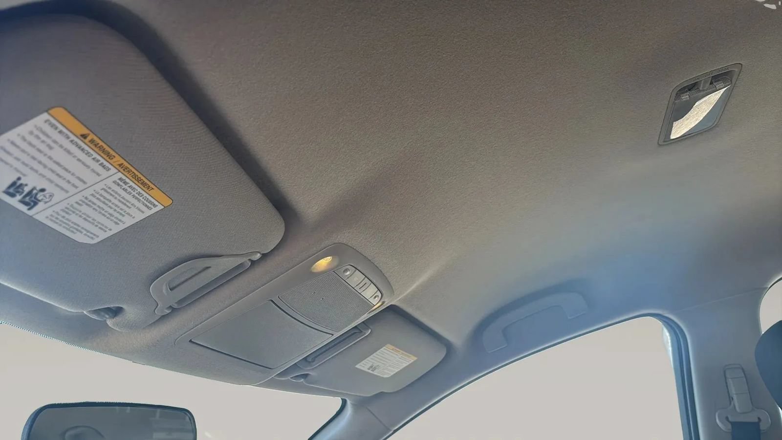 Used 2015 Nissan Leaf S FWD image 38