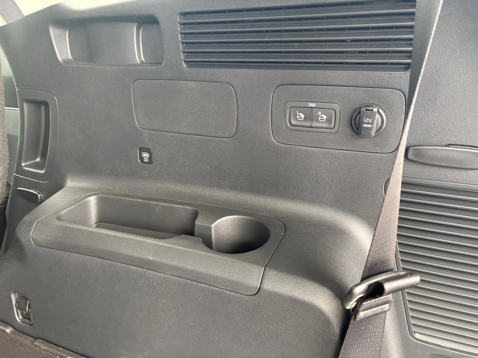 Used 2025 Kia Sorento EX w/ Panoramic Sunroof Package FWD image 10