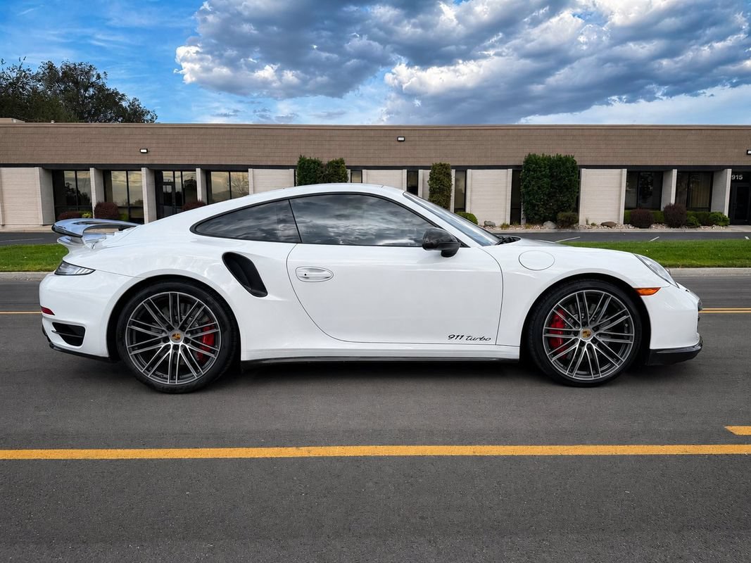 Used 2016 Porsche 911 Turbo AWD/4WD image 10