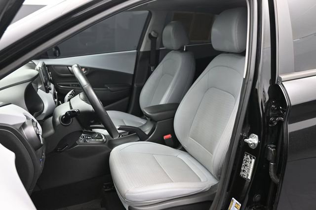 Used 2021 Hyundai Kona Limited w/ Cargo Package FWD image 10