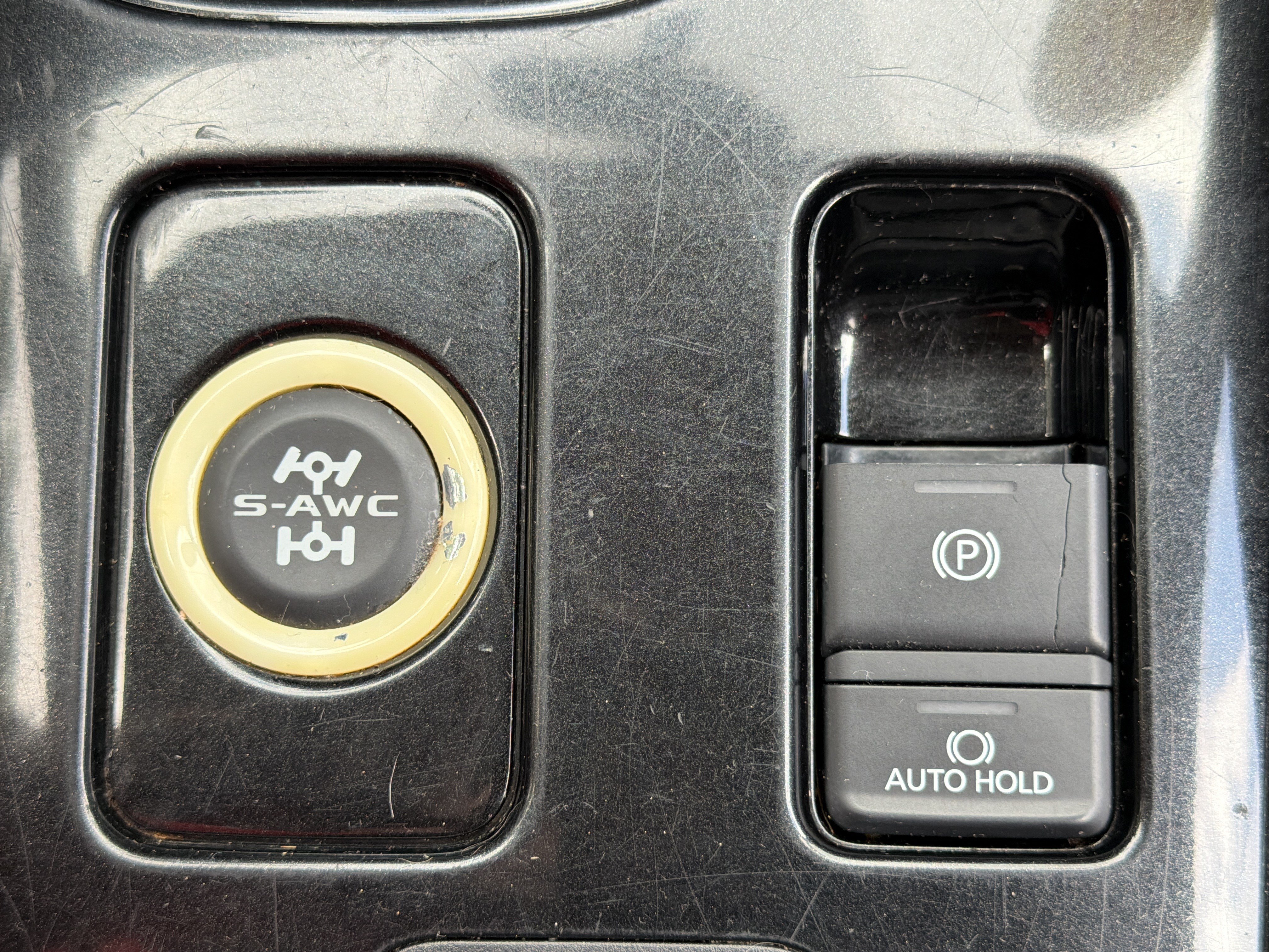 Used 2018 Mitsubishi Outlander SE AWD/4WD image 10