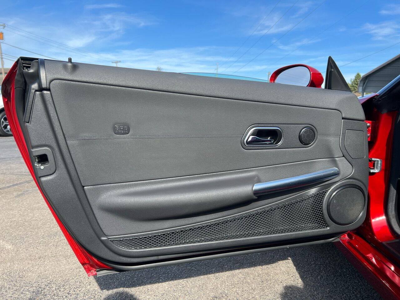 Used 2007 Chrysler Crossfire Convertible w/ Special Edition Group RWD image 32