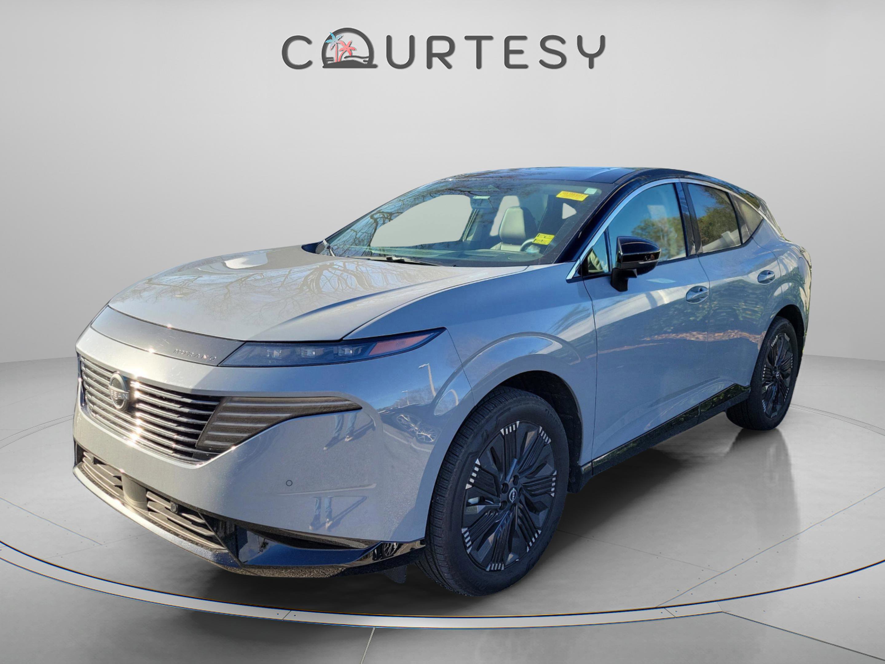 Certified 2025 Nissan Murano Platinum w/ Cargo Package image 2