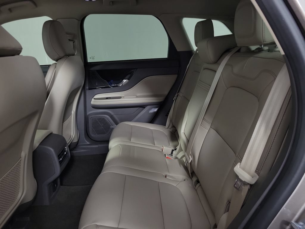 Certified 2021 Lincoln Corsair FWD w/ Convenience Package image 12