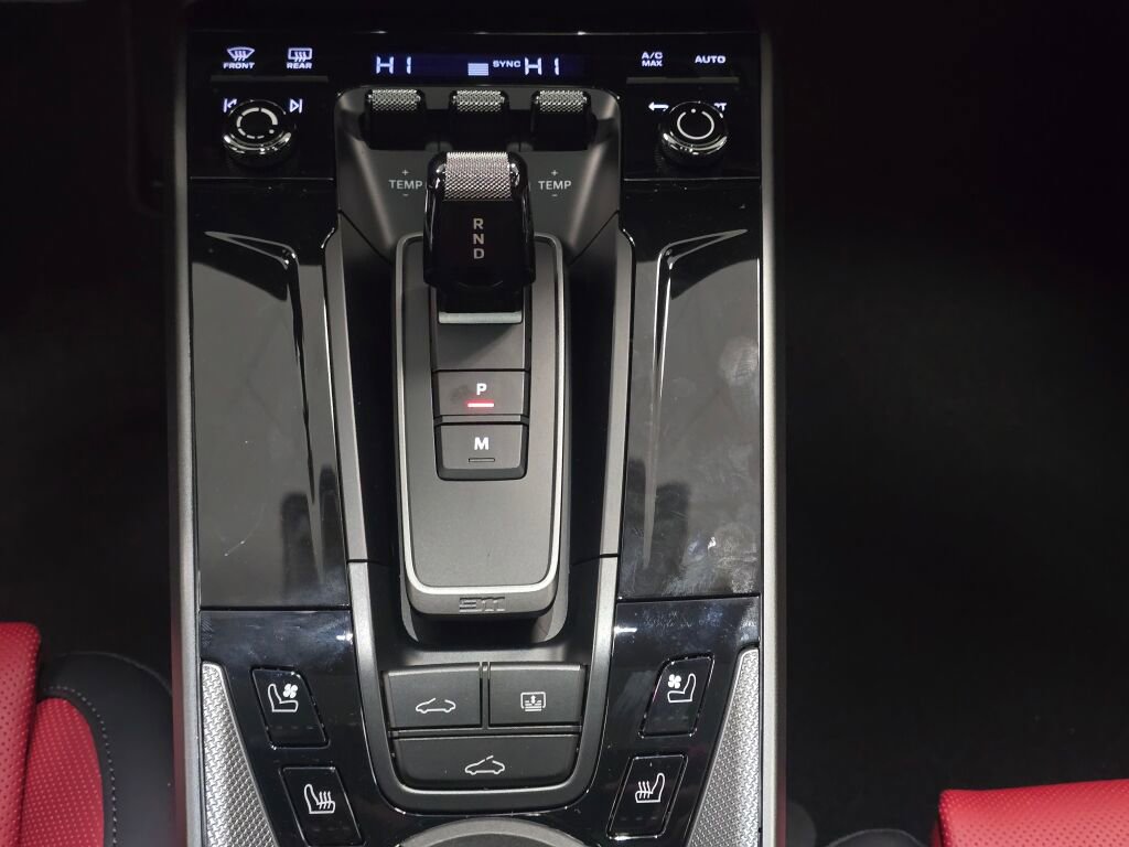 New 2026 Porsche 911 Carrera 4S image 17