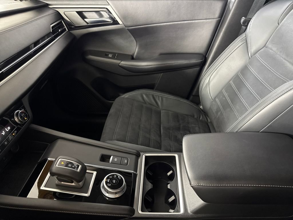 Used 2022 Mitsubishi Outlander SE image 19