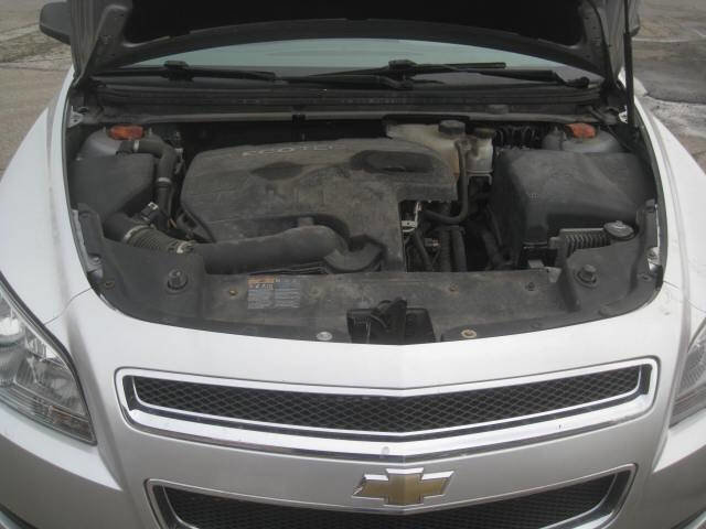Used 2010 Chevrolet Malibu LS image 26
