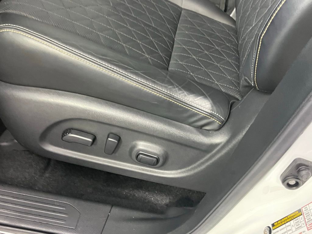 Used 2024 Nissan Murano Platinum w/ Cargo Package image 21