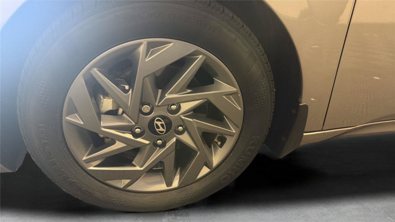 Certified 2024 Hyundai Elantra SEL FWD image 24