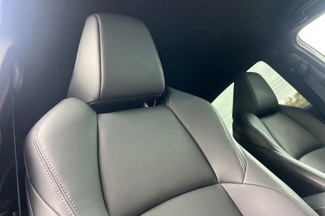 Used 2023 Toyota Venza XLE AWD/4WD image 19