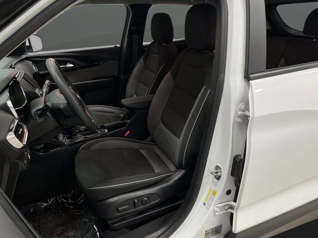 Used 2023 Chevrolet TrailBlazer LT image 4