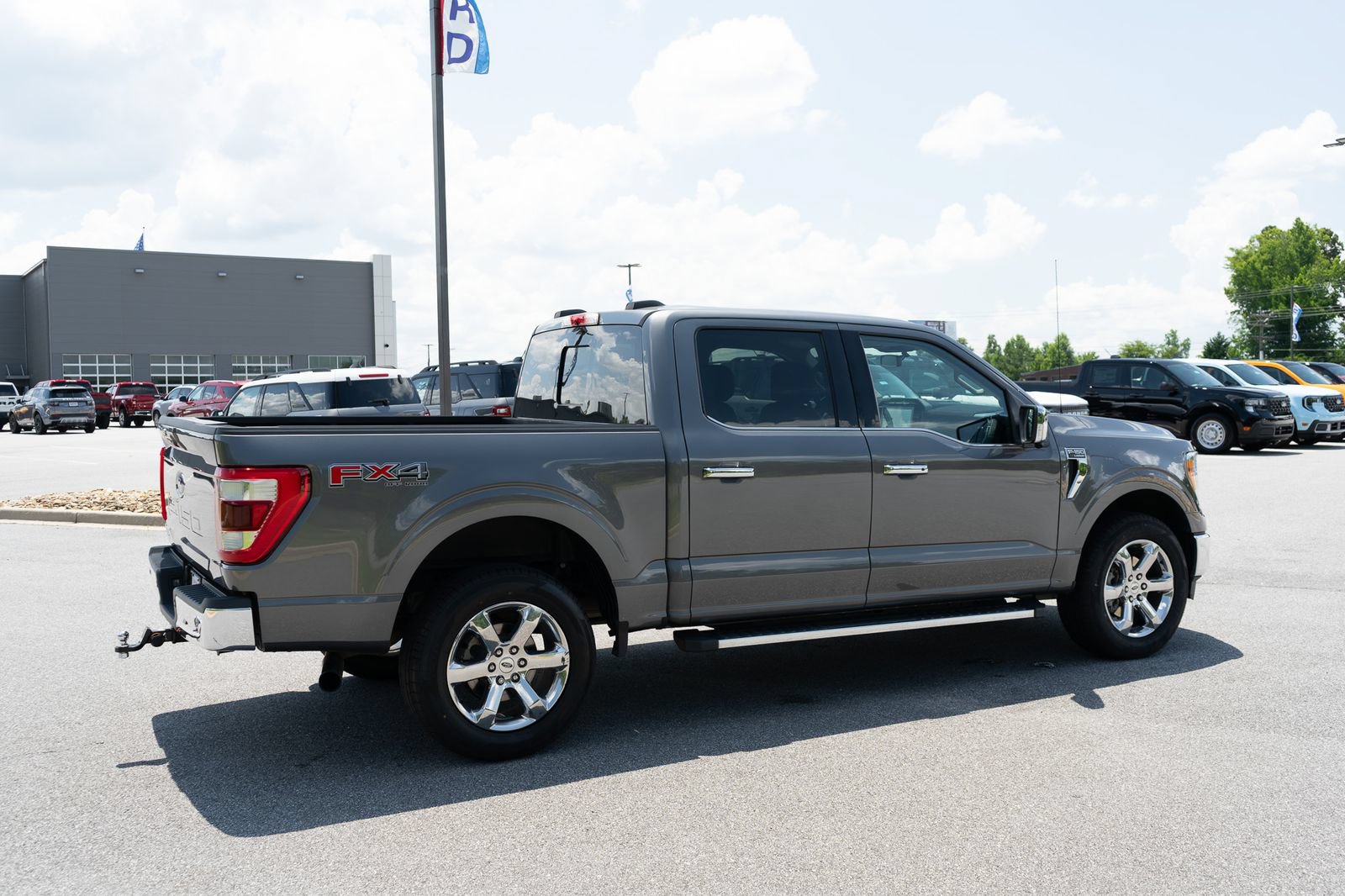 Used 2021 Ford F150 Lariat AWD/4WD image 10