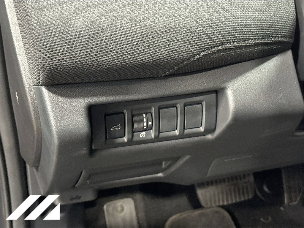 Used 2026 Subaru Outback Premium AWD/4WD image 10
