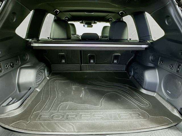 Used 2025 Subaru Forester Limited image 28